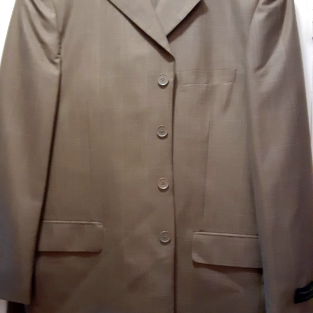 Vittorio St. Angelo men's 3 piece brown snd tan suit